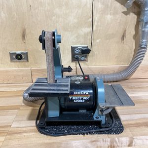 A tabletop sander located at the Kao Innovation and Collaboration Studio