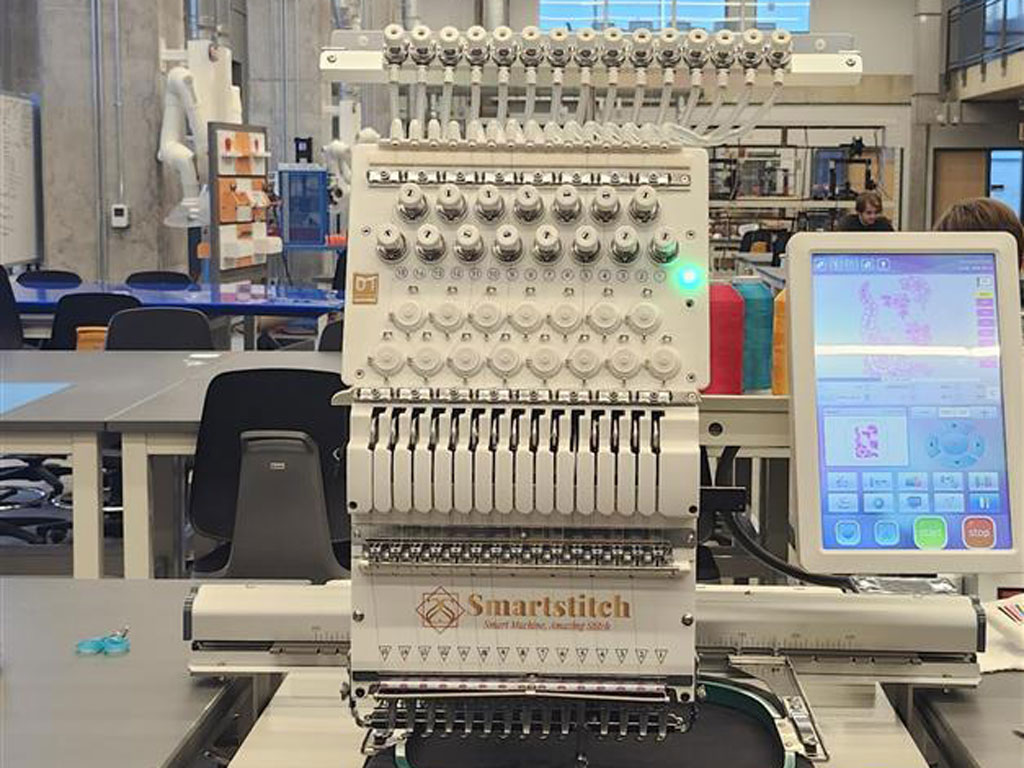 Smartstitch S-1501 Commercial 15 Embroidery Machine